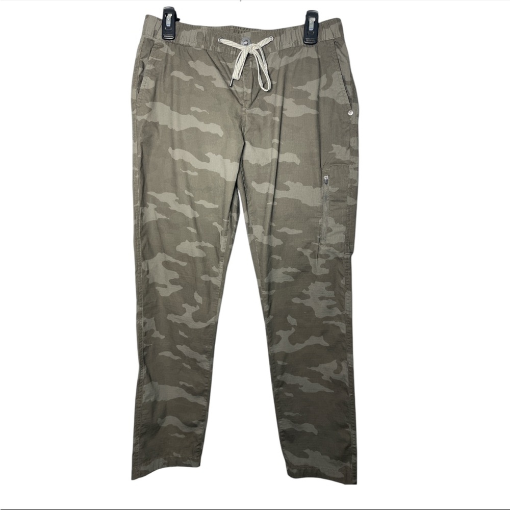 Vuori Women’s Organic Cotton Elastic Drawstring Rip Stop Pant Camo size Medium - Picture 2 of 4